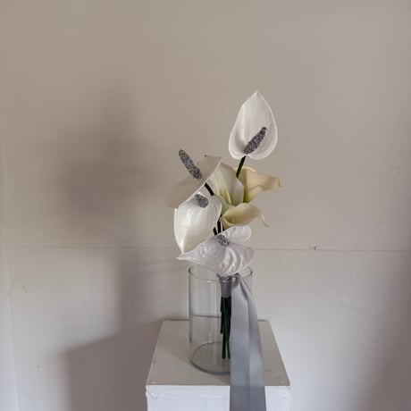 Artificial flower bouquet