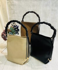 編み込みワンハンドル バッグ