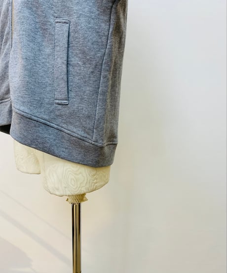 シフォンフランジレース×裏毛フーテッドパーカー