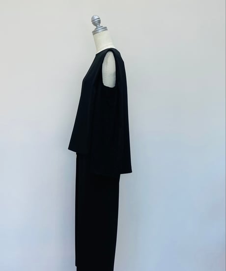 ノースリーブ シャツ＆8.5丈ワイドパンツ