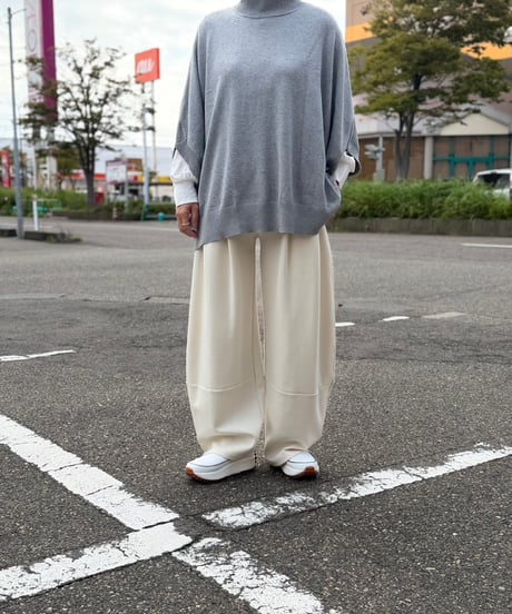 綿ニット ハイネックドルマン