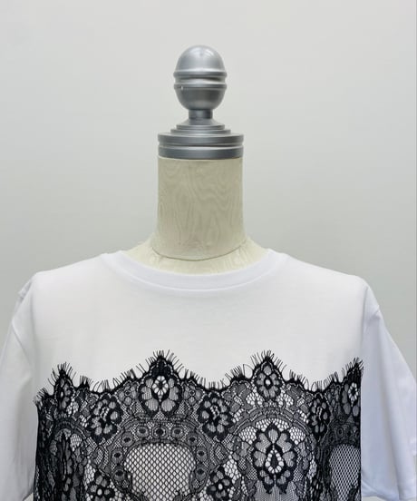 レースビスチェ風Tシャツ