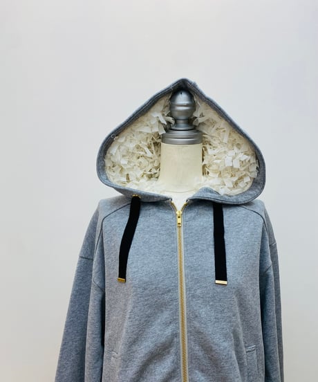 シフォンフランジレース×裏毛フーテッドパーカー