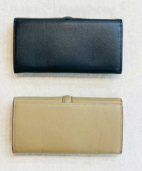 ソフトレザー ベルトデザイン長財布