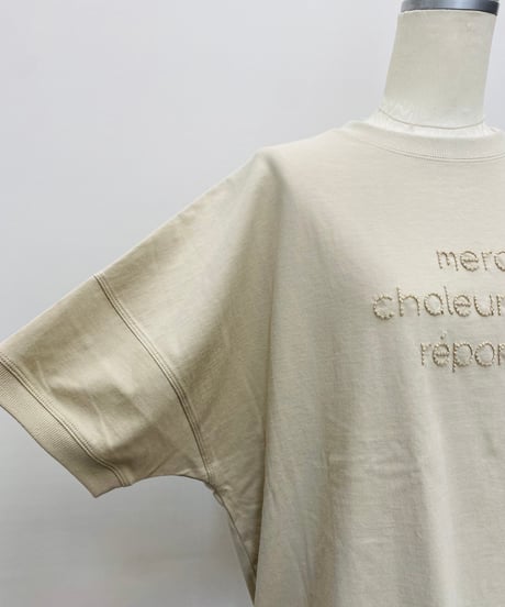 立体刺繍 Tシャツ