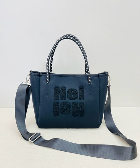 ボアロゴトートバッグ