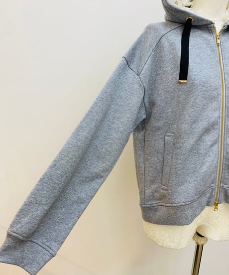 シフォンフランジレース×裏毛フーテッドパーカー