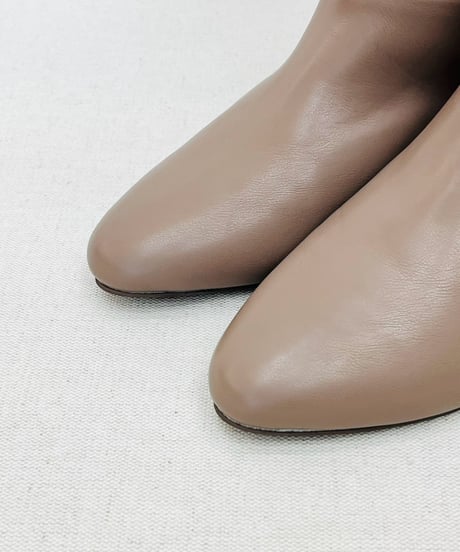 バックファスナーインヒール ロングブーツ
