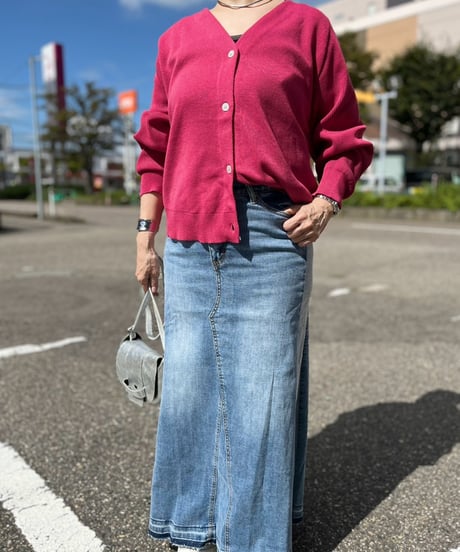 Vネックカーディガン
