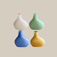 Milky Flowervase