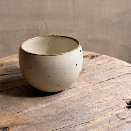 粉ひき 湯呑み