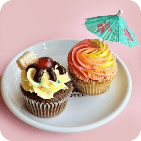 カップケーキ2種4個セット(バナナスプリット＆サンセット※8月限定商品）