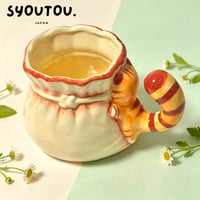 茶トラ猫 マグカップ 陶瓷器 耐熱 耐冷 猫のしっぽマグカップ 北欧風 かわいい 猫ちゃん カップ おしゃれマグカップ