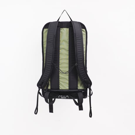 【HANCHOR（ハンカ―）】LAVA Quick-access Daypack（ラバ クイックアクセスデイパック）