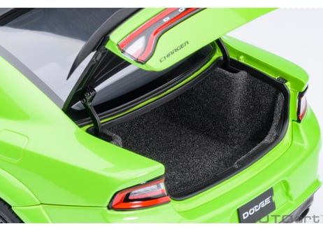 AUTOart 1/18　ダッジ チャージャー スキャットパック ワイドボディ （メタリック・ライムグリーン／マットブラック ＜SUBLIME＞）　71758