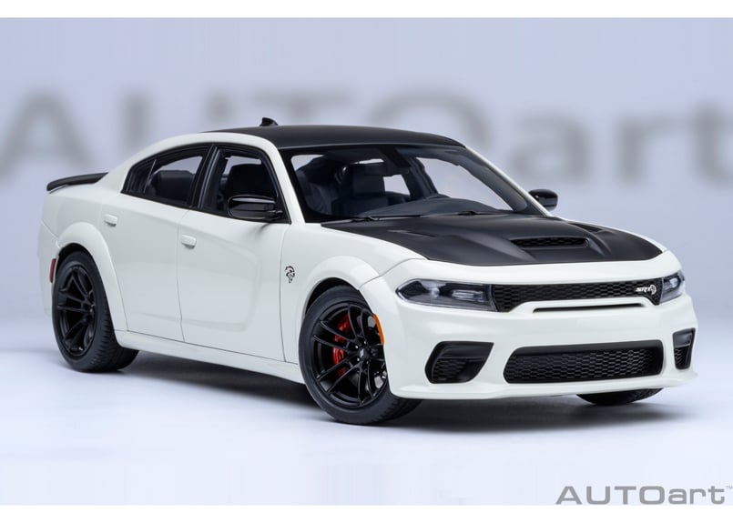 1/18 GTスピリット　ダッジ　チャージャー　ヘルキャット　ミニカー　ホワイト AUTOart 1/18 ダッジ チャージャー SRT ヘルキャット レッドアイ