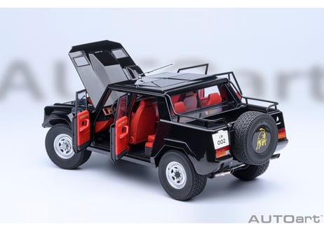 AUTOart 1/18　ランボルギーニ LM002 （ブラック）　74550