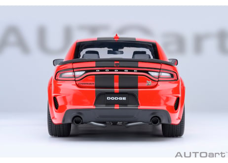 AUTOart 1/18　ダッジ チャージャー スキャットパック ワイドボディ （レッド／カーボンブラック・ストライプ ＜TORRED＞）　71759