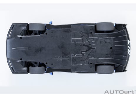 AUTOart 1/18　マクラーレン セナ GTR プレゼンテーションカー #12　81955