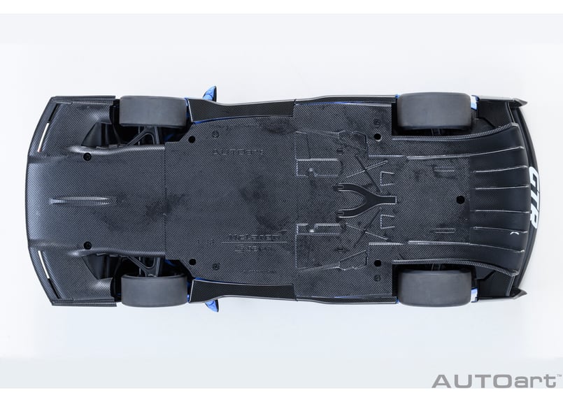 AUTOart 1/18 マクラーレン セナ GTR プレゼンテーションカー #12 8195