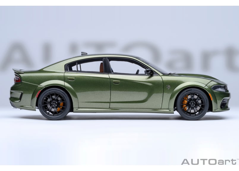 AUTOart 1/18 ダッジ チャージャー SRT ヘルキャット レッドアイ
