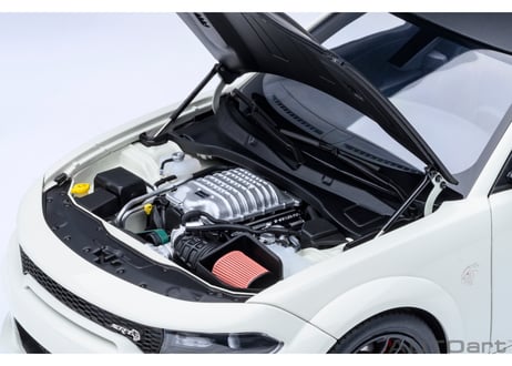 AUTOart 1/18　ダッジ チャージャー SRT ヘルキャット レッドアイ ジェイルブレイク （ホワイト／マットブラック ＜KNUCKLE WHITE＞）　71751