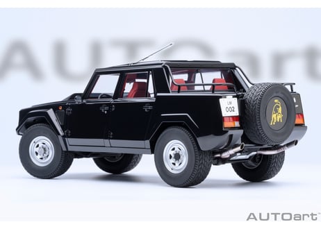 AUTOart 1/18　ランボルギーニ LM002 （ブラック）　74550