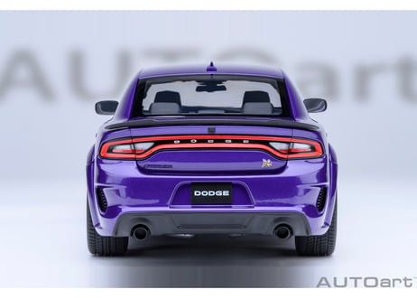 AUTOart 1/18　ダッジ チャージャー スキャットパック ワイドボディ （パール・パープル ＜PLUM CRAZY＞）　71757