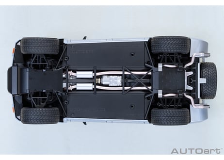 AUTOart 1/18　ランボルギーニ LM002 （メタリック・シルバー）　74553