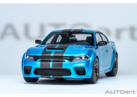 AUTOart 1/18　ダッジ チャージャー SRT ヘルキャット レッドアイ ジェイルブレイク （パール・ブルー／カーボンブラック・ストライプ ＜B5 BLUE＞）　71753