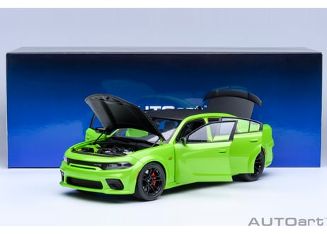 AUTOart 1/18　ダッジ チャージャー スキャットパック ワイドボディ （メタリック・ライムグリーン／マットブラック ＜SUBLIME＞）　71758