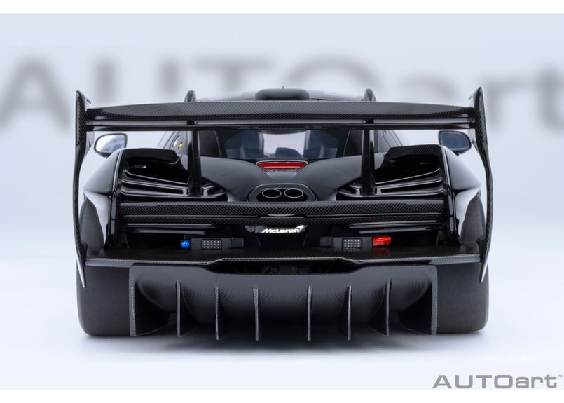 AUTOart 1/18 マクラーレン セナ GTR （メタリック・ブラック） 81954 |