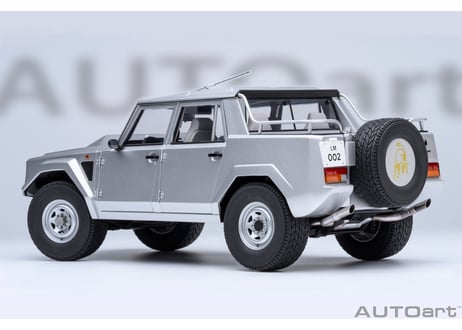 AUTOart 1/18　ランボルギーニ LM002 （メタリック・シルバー）　74553