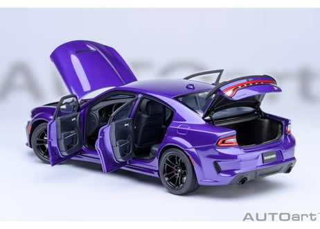 AUTOart 1/18　ダッジ チャージャー スキャットパック ワイドボディ （パール・パープル ＜PLUM CRAZY＞）　71757