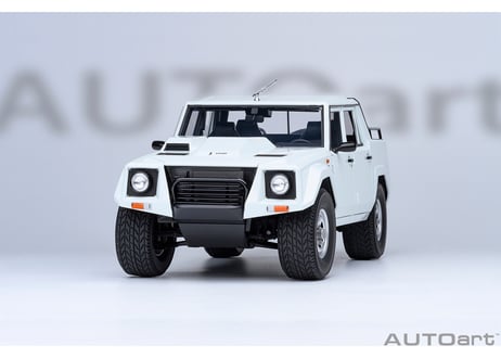 AUTOart 1/18　ランボルギーニ LM002 （ホワイト）　74549
