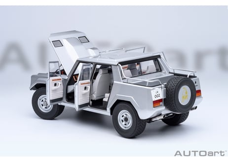 AUTOart 1/18　ランボルギーニ LM002 （メタリック・シルバー）　74553