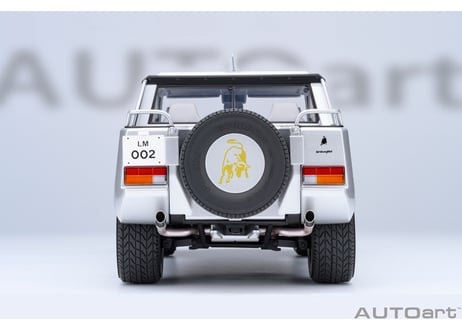 AUTOart 1/18　ランボルギーニ LM002 （メタリック・シルバー）　74553