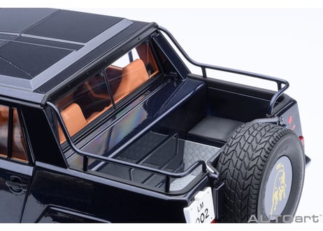 AUTOart 1/18　ランボルギーニ LM002 （メタリック・ダークブルー）　74552