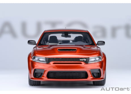 AUTOart 1/18　ダッジ チャージャー SRT ヘルキャット レッドアイ ジェイルブレイク （メタリック・オレンジ ＜SINAMON STICK＞）　71755