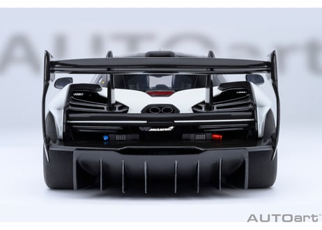 AUTOart 1/18　マクラーレン セナ GTR （メタリック・ホワイト）　81953