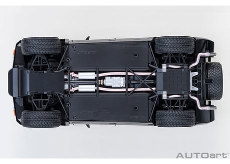 AUTOart 1/18　ランボルギーニ LM002 （ブラック）　74550