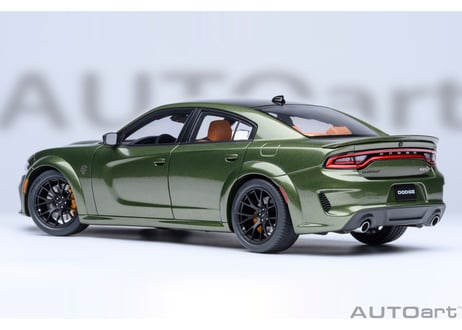 AUTOart 1/18　ダッジ チャージャー SRT ヘルキャット レッドアイ ジェイルブレイク （メタリック・グリーン／ブラック ＜F8 GREEN＞）　71752