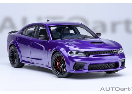 AUTOart 1/18　ダッジ チャージャー スキャットパック ワイドボディ （パール・パープル ＜PLUM CRAZY＞）　71757