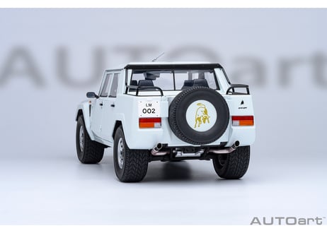 AUTOart 1/18　ランボルギーニ LM002 （ホワイト）　74549