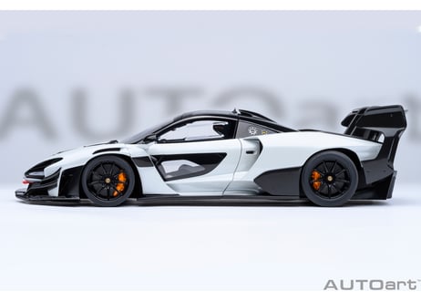 AUTOart 1/18　マクラーレン セナ GTR （メタリック・ホワイト）　81953