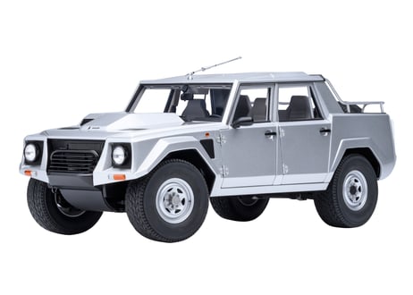 AUTOart 1/18　ランボルギーニ LM002 （メタリック・シルバー）　74553
