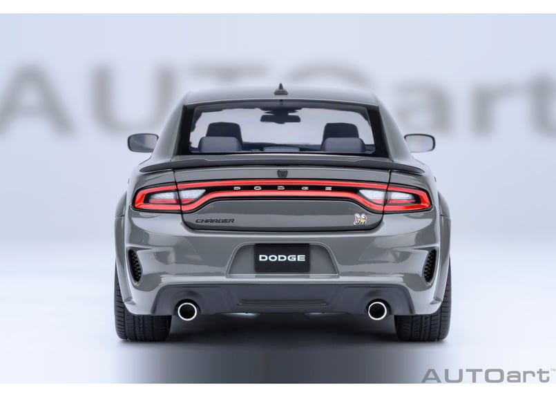 AUTOart 1/18 ダッジ チャージャー スキャットパック ワイドボディ