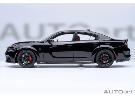 AUTOart 1/18　ダッジ チャージャー SRT ヘルキャット レッドアイ ジェイルブレイク （ブラック／オレンジ・ストライプ ＜PITCH BLACK＞）　71754