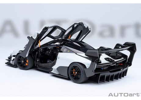 AUTOart 1/18　マクラーレン セナ GTR （メタリック・ホワイト）　81953