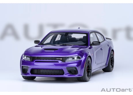 AUTOart 1/18　ダッジ チャージャー スキャットパック ワイドボディ （パール・パープル ＜PLUM CRAZY＞）　71757